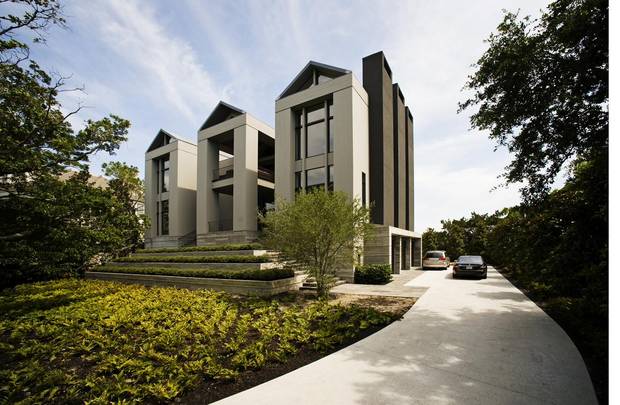 Sculpture House