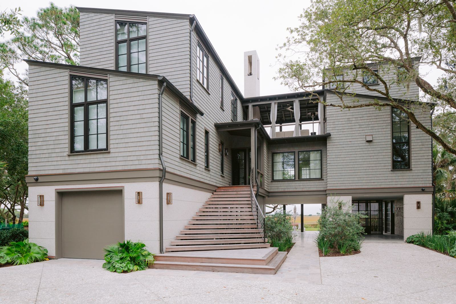 Side elevation