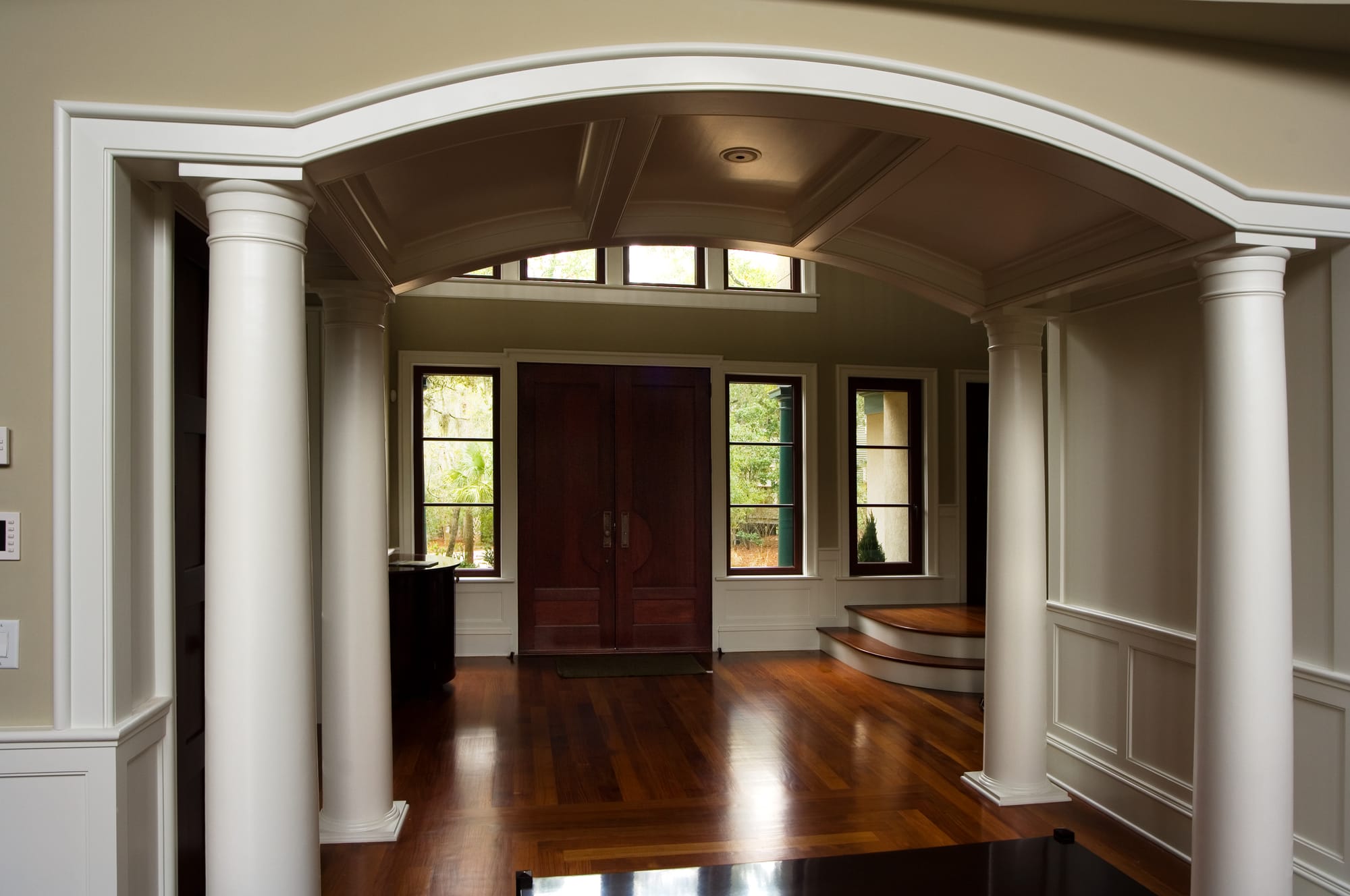 Arched entry foyer